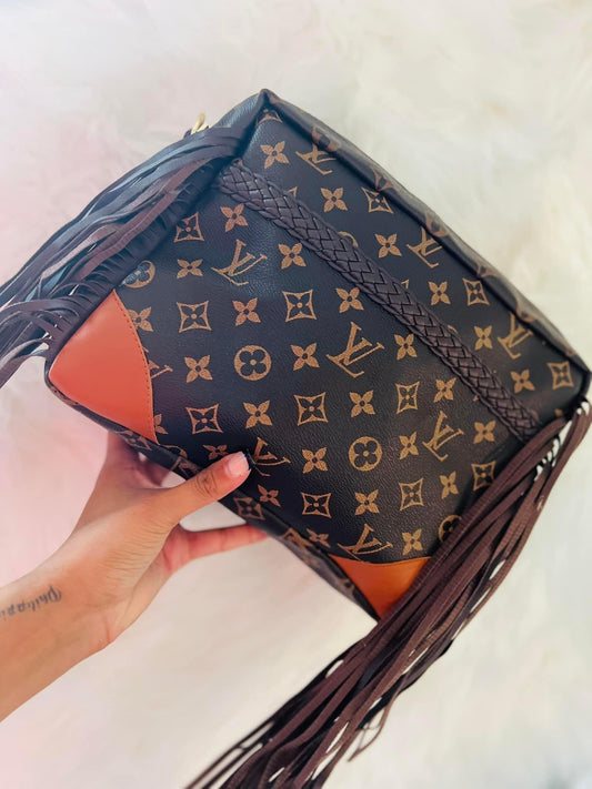 LV fringe baggy